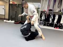 -EFL巴西柔术·综合格斗·泰拳·少儿体能训练(虹桥德必馆)