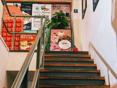 -雕刻时光咖啡馆(南院门店)