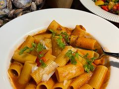 -JINNS锦时 steak&pizza(浸信会礼拜堂旧址店)