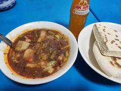 -刘老虎肉丸糊辣汤(总店)