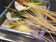 -钢管厂五区小郡肝串串香(蜀都万达店)