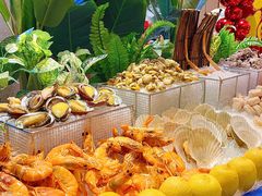 -广州万富希尔顿酒店·感趣自助餐厅·金秋蟹宴生蚝海鲜刺身