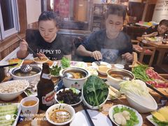 -珍巴奴毛肚牛肉小火锅(四惠店)