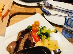 -必胜客(WOW西丽店)