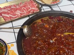 -旧街市鲜货老火锅(大光路店)