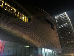 -上海来福士广场