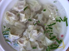 -珊珊小笼馆(仙霞路店)