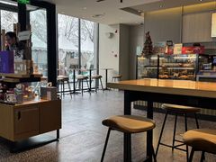 -星巴克(北京枫尚奥莱店)