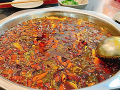 -鸿顺老铁锅美蛙鱼府(解放碑店)