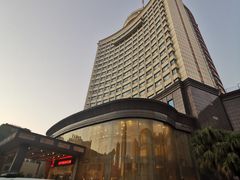 -东方豪景花园酒店·怡景旋转餐厅