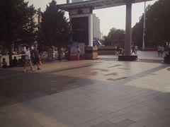 -人民防洪胜利纪念塔