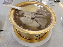 -汗腾格里·风味餐厅(新疆驻京办店)