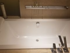 -广州天河希尔顿酒店