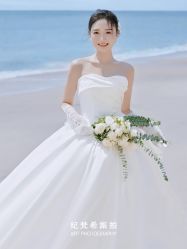-纪梵希旅拍婚纱摄影(大连总店)
