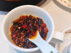 现炸辣椒油-东门口涮肉·砂锅·烤串(老门东店)