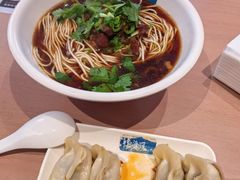-韩海丽特色美食(秀州路店)