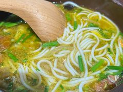 -良米山·云南野生菌过桥米线(上海首店)