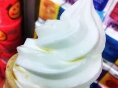 -麦当劳(百联西郊购物中心店)