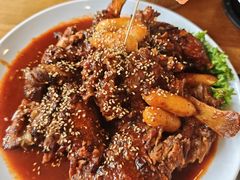 -喇喇排骨火锅·传统韩式脊骨汤(望京西园总店)