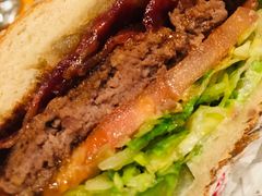 -The Habit Burger Grill 哈比特汉堡(复兴soho店)