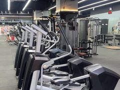 -VLines耀能运动24小时·月付制健身(京广桥店)