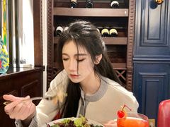 -Golden Lily河内巴黎法越料理餐厅(建国西路店)