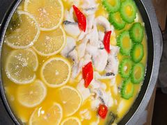 -山城外·非遗酸菜鱼(蜀都万达店)