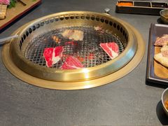 -铭牛烧肉·和牛海鲜自助(高新月牙湖店)