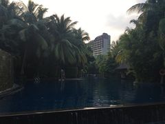 -三亚湾海居铂尔曼度假酒店