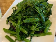 -兔行天下-鸿鹤鲜锅兔(中海国际店)