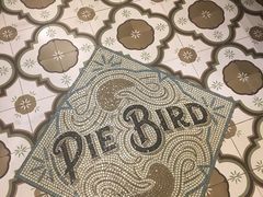 -Pie Bird(新闸路店)