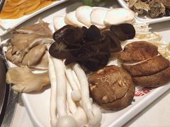菌菇拼盘-焯牛潮汕牛肉火锅(云峰街创始店)
