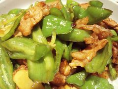 -龙巢盱眙龙虾·牛蛙·烧烤宵夜(八卦岭店)
