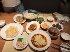 -荣家黄鱼面(前滩太古里店)