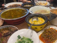 -有红鸡毛店·川菜(建设路店)