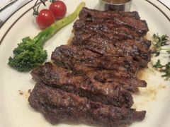 -马克西姆俄罗斯餐厅(通亚街店)