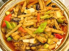 -三锅莊·牦牛肉火锅·香格里拉特色藏餐宴请餐厅(菱角塘路店)