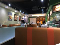 大堂-锦园春香港茶餐厅(西海湾旗舰店)
