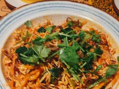 -喝丢一只鞋海鲜烧烤·海肠捞饭(东关街店)