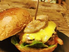 -HIGH FIVE哈福手工汉堡(桂林路店)