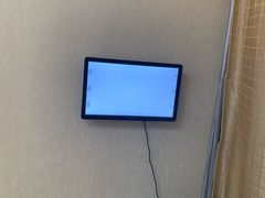 -优医视平价眼镜蔡司依视路折扣工厂店(十里堡店)