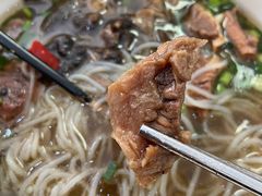-子潇春庞牛腩粉(三大银行店)
