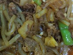 -穆豪麦蒸碗羊羔肉