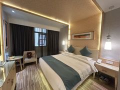 -东关回民小吃一条街(颍河西路店)