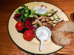 -JINNS锦时 steak&pizza(浸信会礼拜堂旧址店)