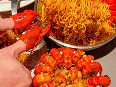 -龙巢盱眙龙虾·牛蛙·烧烤宵夜(八卦岭店)