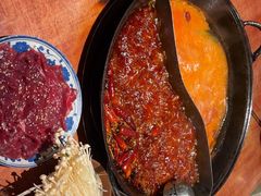 -周小明火锅(黑金冠社区店)