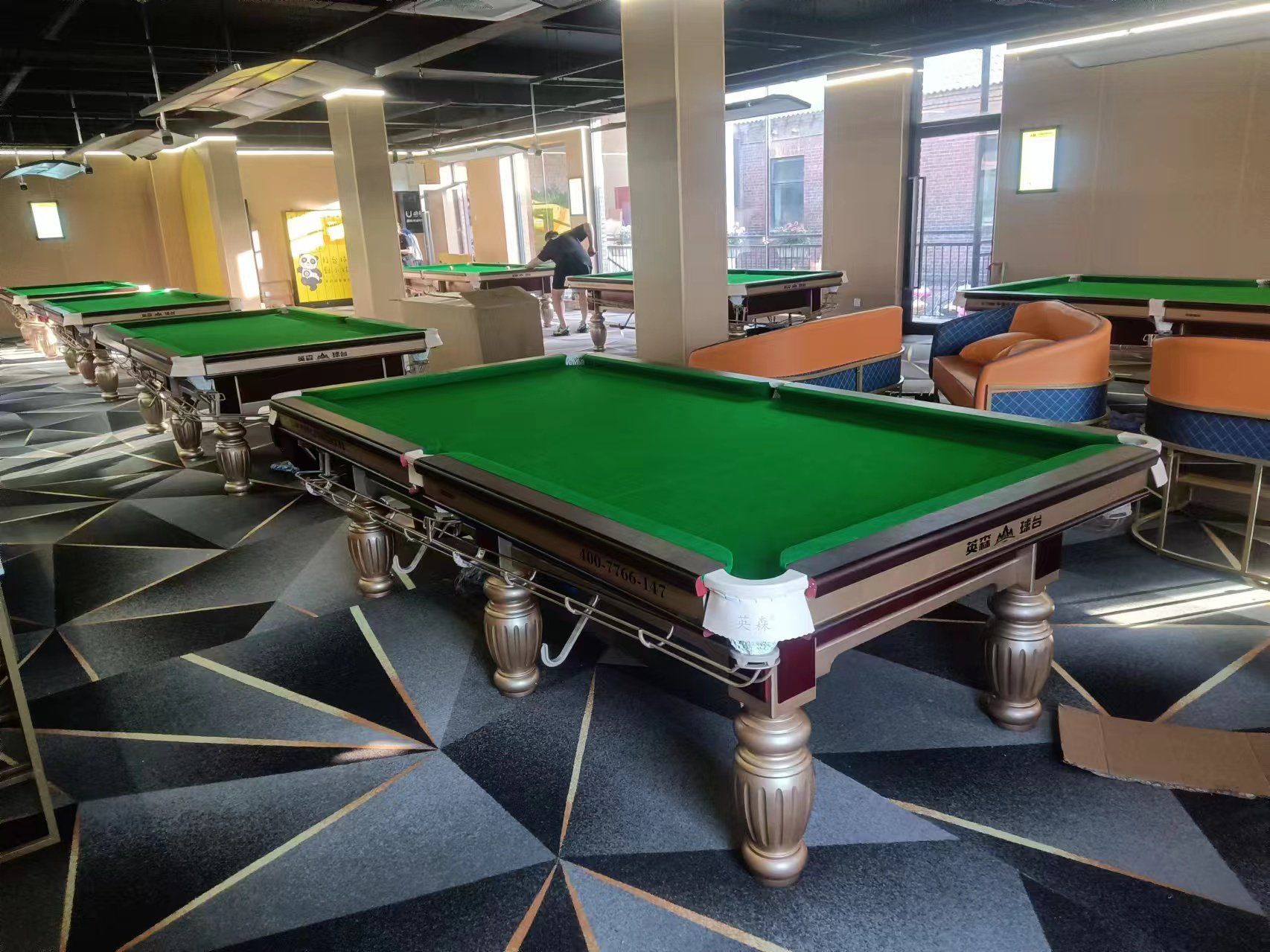 大连球房更换台球桌布#中式台球 #亨受打