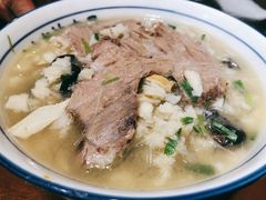 普通羊肉泡馍-老兰家传统烧烤炒菜泡馍(小南门店)