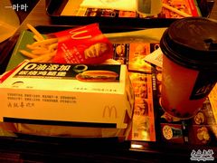 IMG00421-麦当劳(曲阳店)
